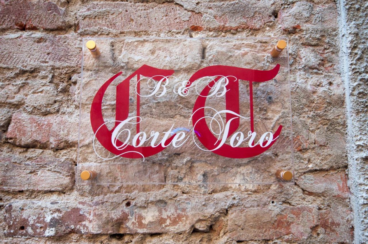 Bed & Breakfast Corte Toro Lucca Luaran gambar